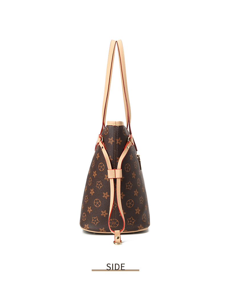 LV Mommy Bag_15