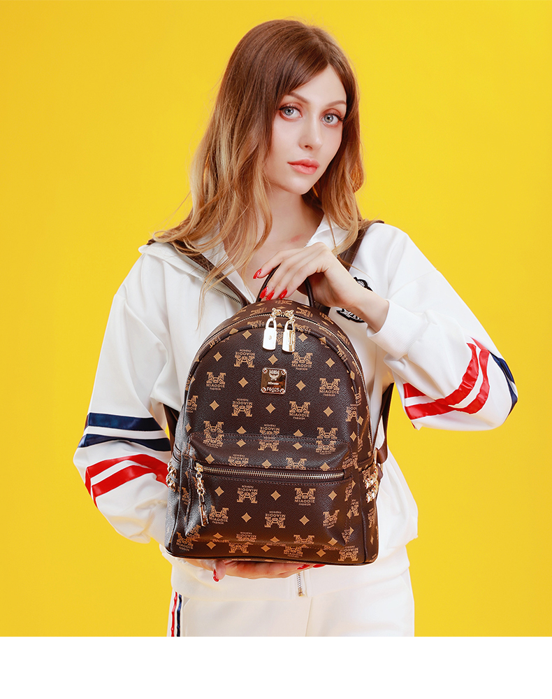 MCM backpack large size_23